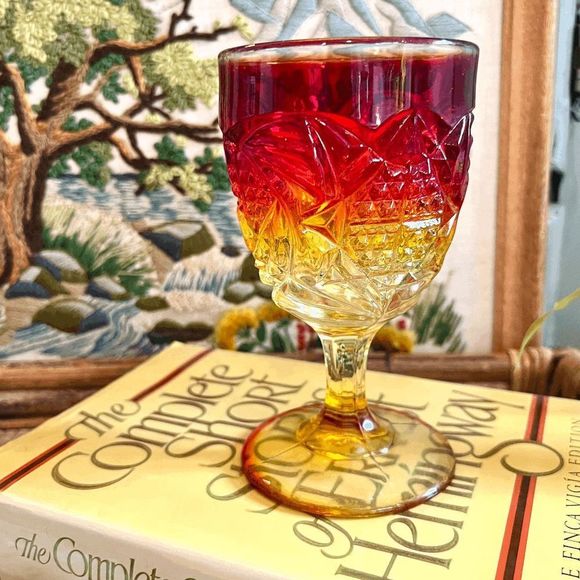 Vintage LE Smith Amberina Eagle and Shield Wine Goblet Glass - Picture 1 of 5